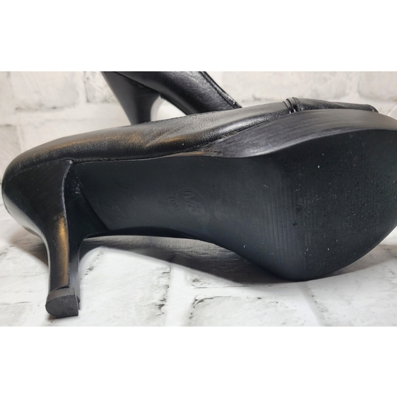 Michael Kors Women Black Peep Toe Heels Size 10M Gold Plaque Logo Label Platform - Picture 7 of 11